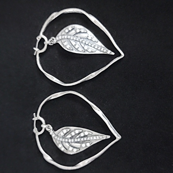 Leaf Hoop Earrings - Picture 1 of 4